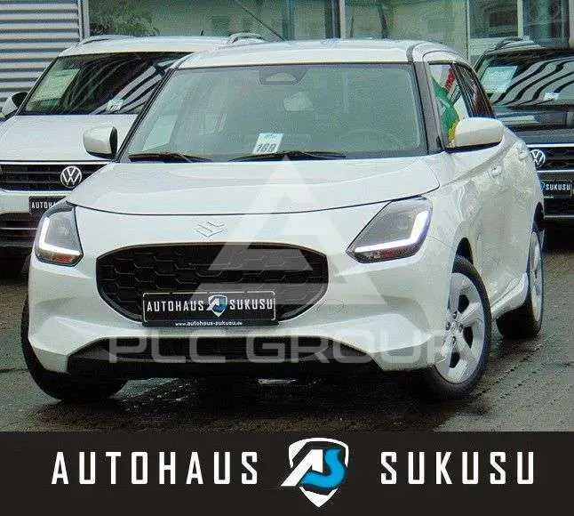 2025 Suzuki SWIFT