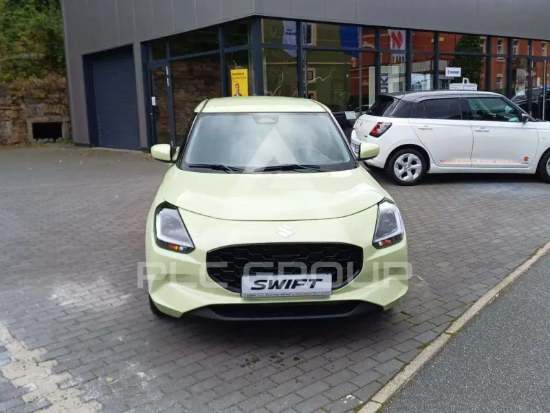 2025 Suzuki SWIFT
