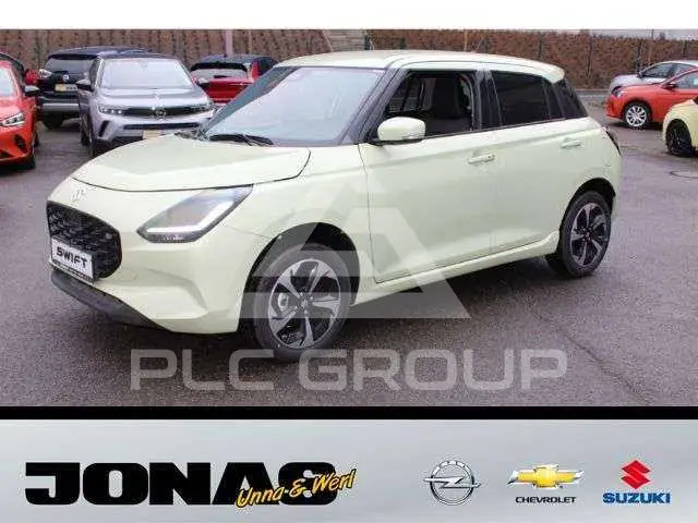 2025 Suzuki SWIFT