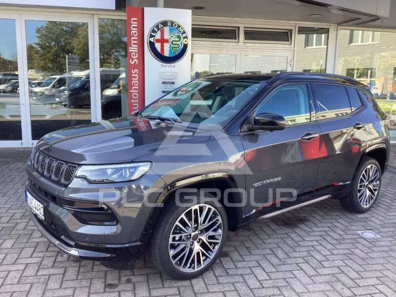 2025 Jeep COMPASS