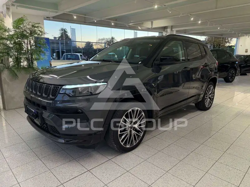 2025 Jeep COMPASS