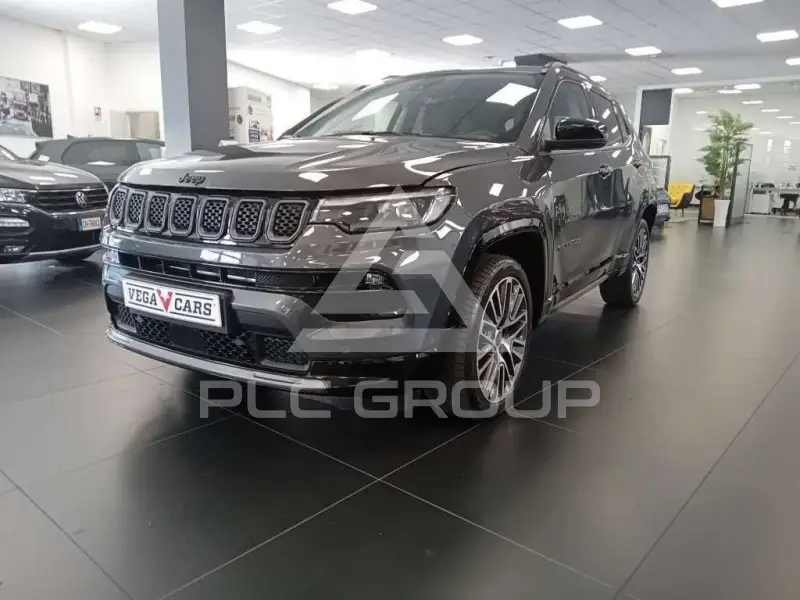 2025 Jeep COMPASS