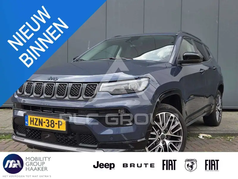 2025 Jeep COMPASS