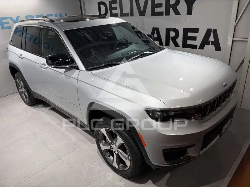 2025 Jeep Grand Cherokee