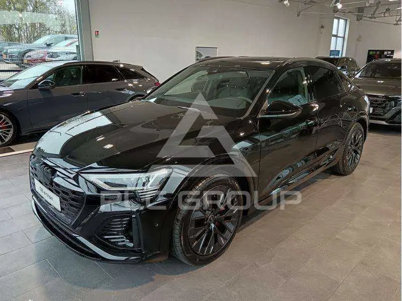 2025 Audi Q8