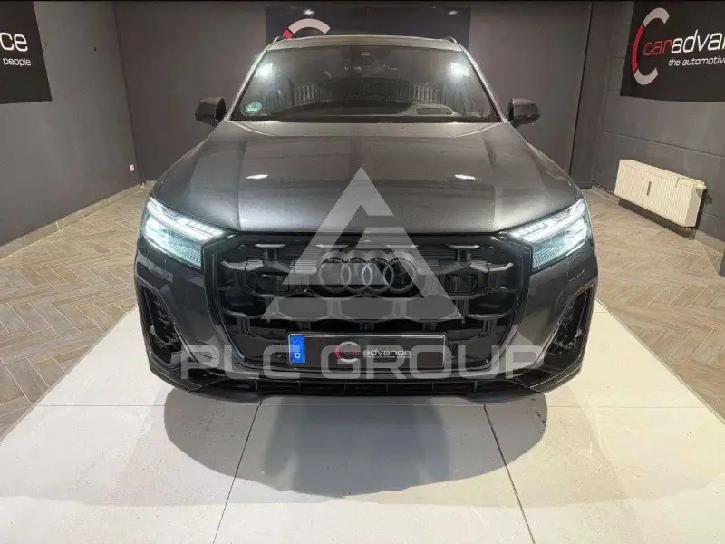 2025 Audi SQ7