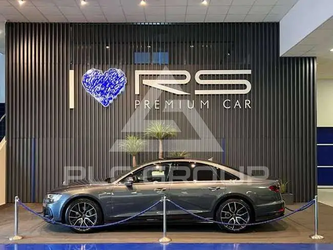 2025 Audi A8
