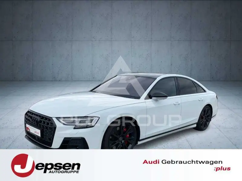 2025 Audi S8