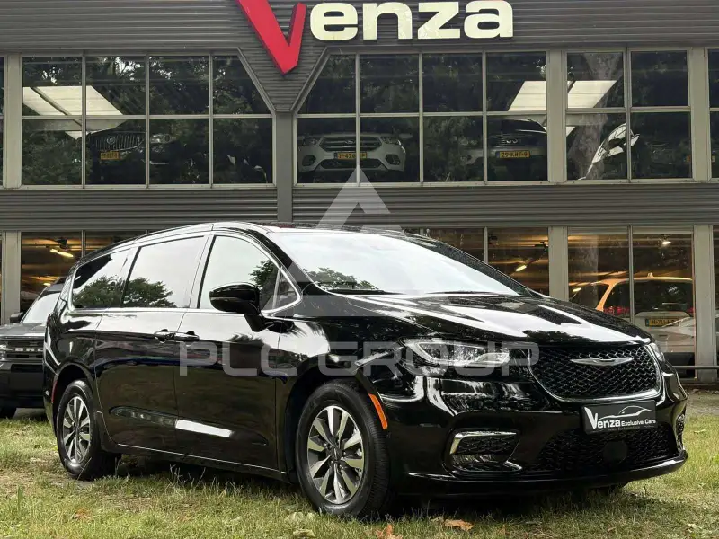 2025 Chrysler PACIFICA