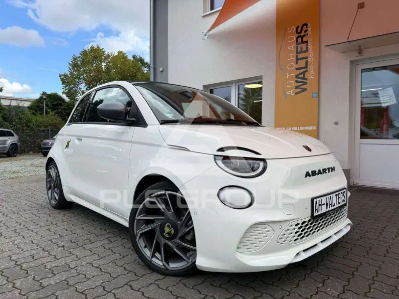 2025 Fiat 500