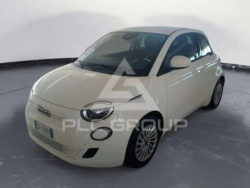 2025 Fiat 500