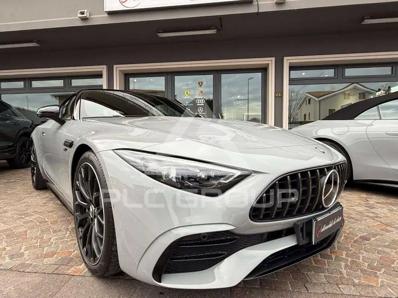 2025 Mercedes Benz SL 43 AMG