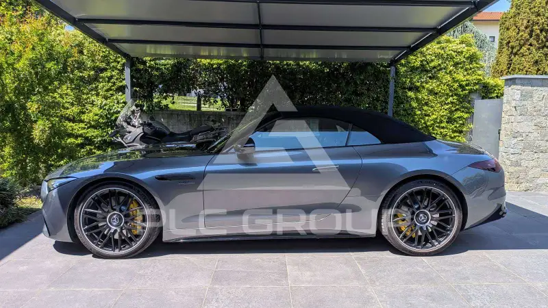 2025 Mercedes Benz SL 43 AMG