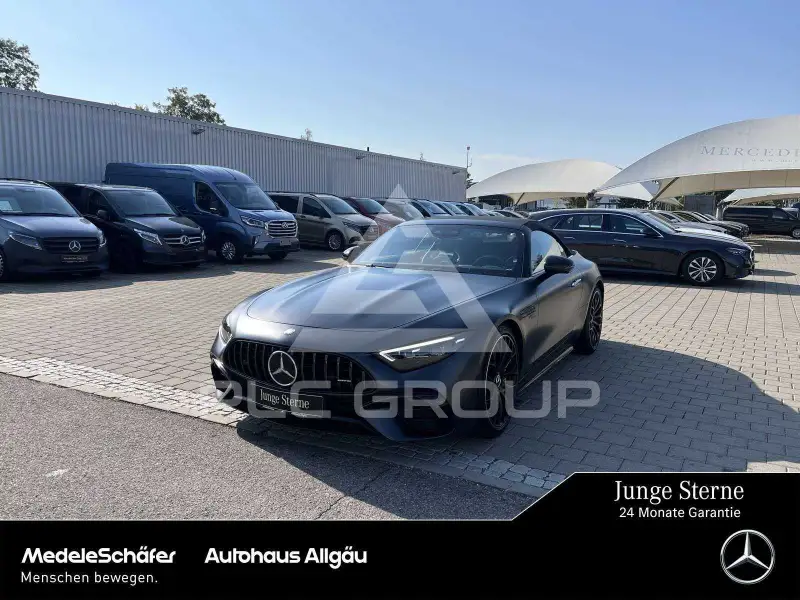 2025 Mercedes Benz SL 43 AMG