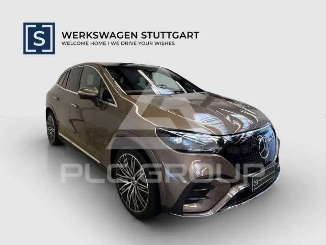 2025 Mercedes Benz EQE