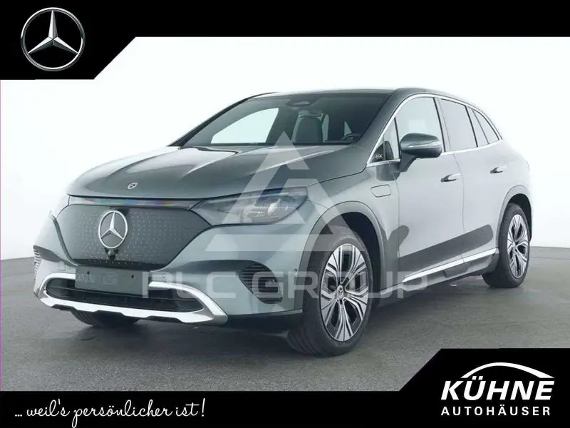 2025 Mercedes Benz EQE