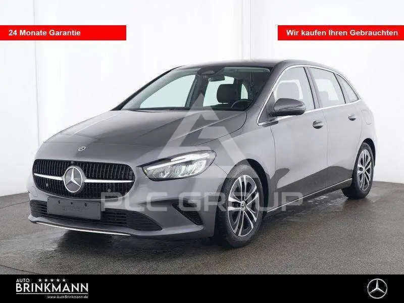2025 Mercedes Benz B 200