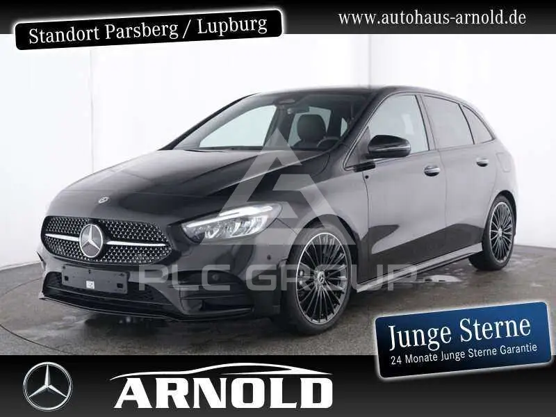 2025 Mercedes Benz B 200