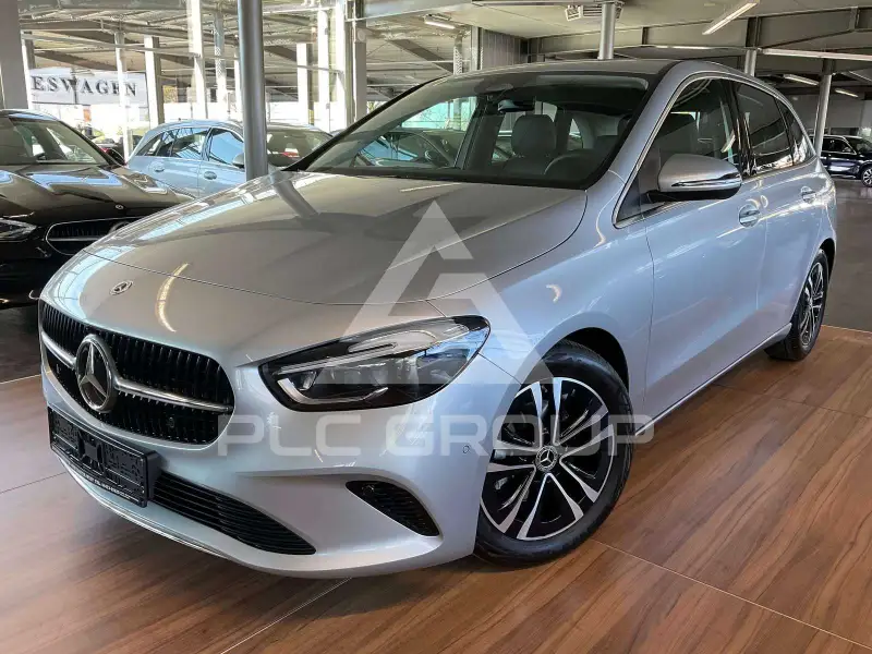 2025 Mercedes Benz B 200