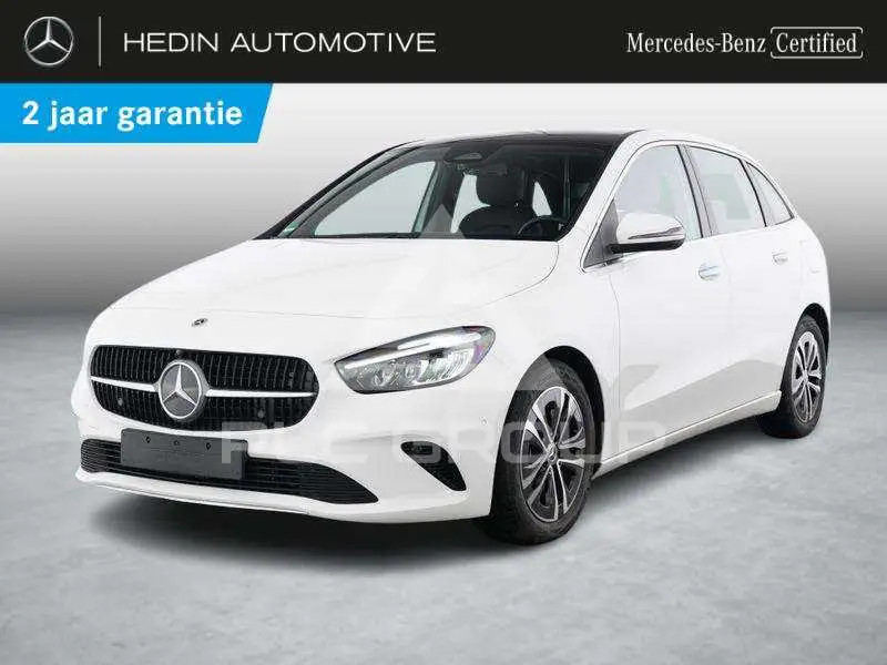 2025 Mercedes Benz B 200