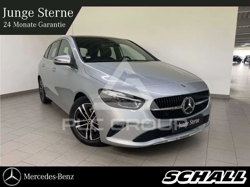 2025 Mercedes Benz B 200
