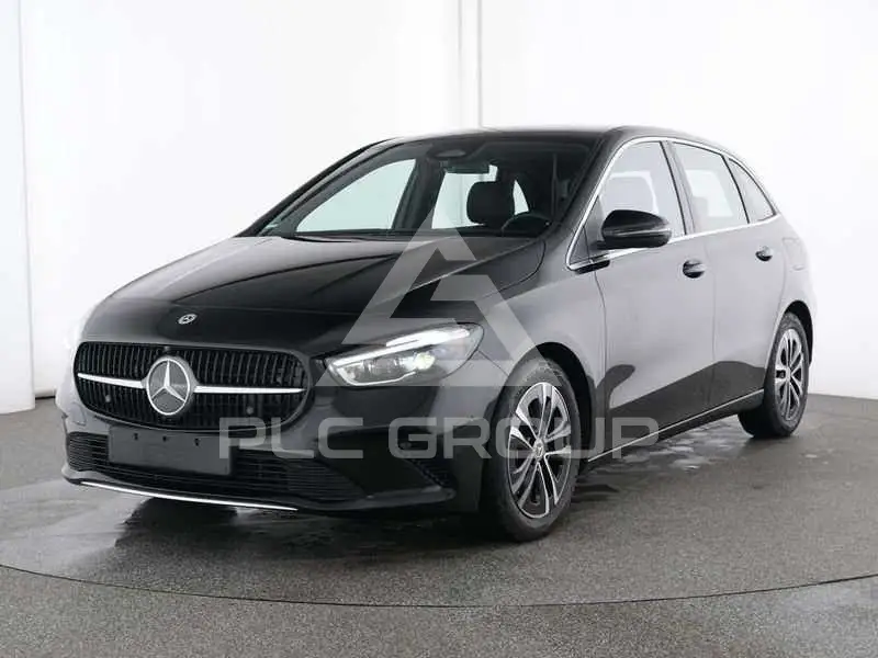 2025 Mercedes Benz B 200
