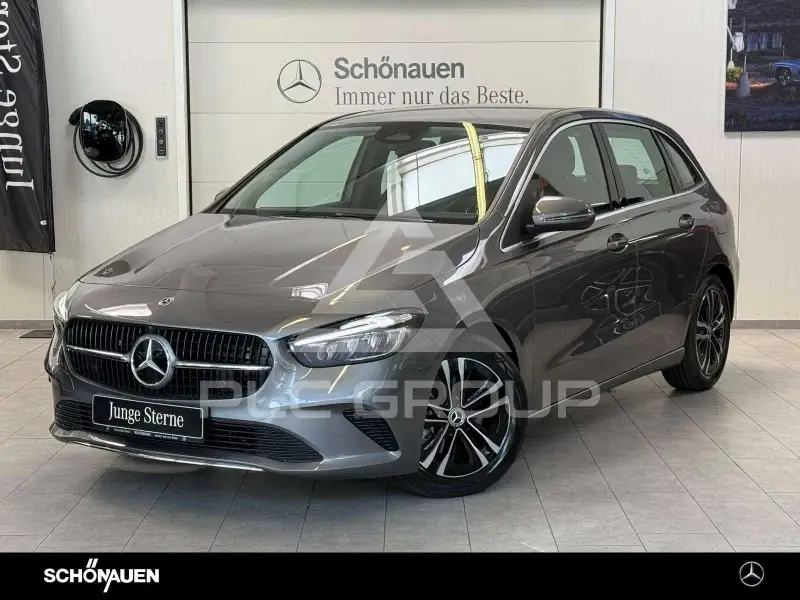 2025 Mercedes Benz B 200