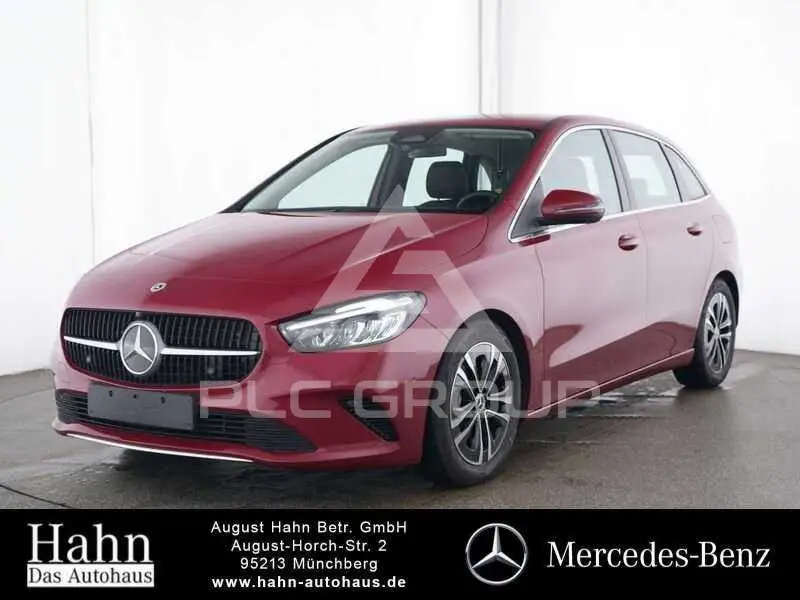 2025 Mercedes Benz B 200