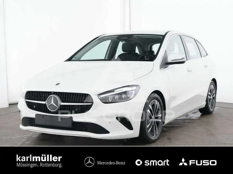 2025 Mercedes Benz B 200