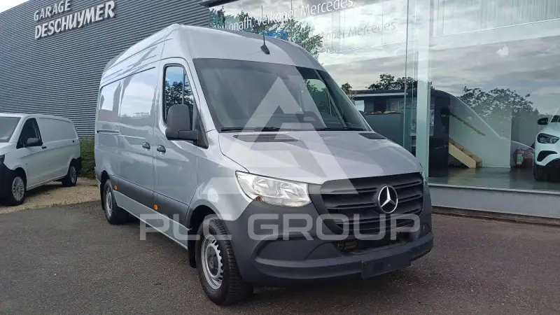 2025 Mercedes Benz Sprinter