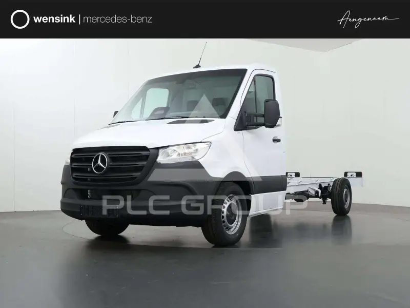 2025 Mercedes Benz Sprinter
