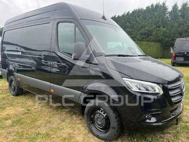 2025 Mercedes Benz Sprinter