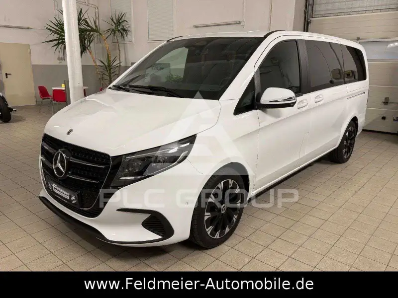2025 Mercedes Benz E 300