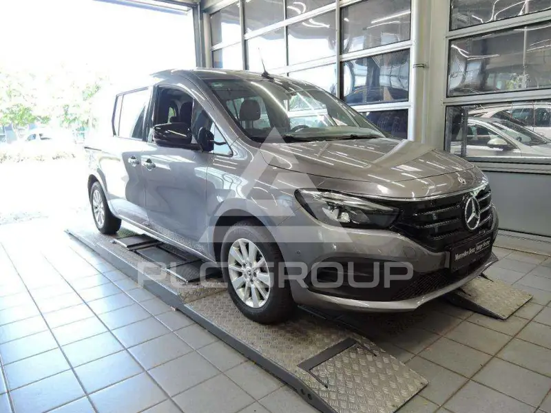 2025 Mercedes Benz EQT