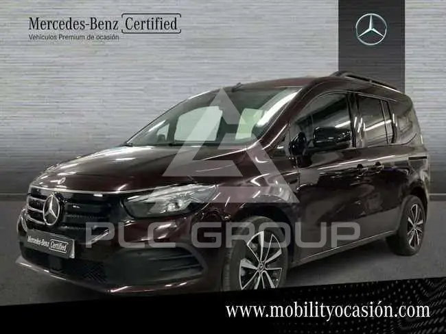 2025 Mercedes Benz EQT