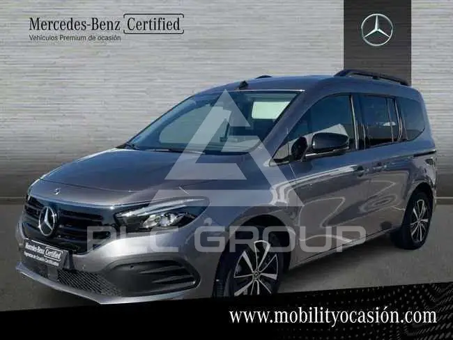 2025 Mercedes Benz EQT