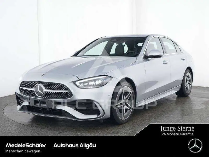 2025 Mercedes Benz C 400