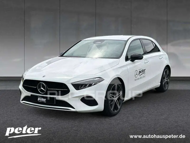 2025 Mercedes Benz A 180