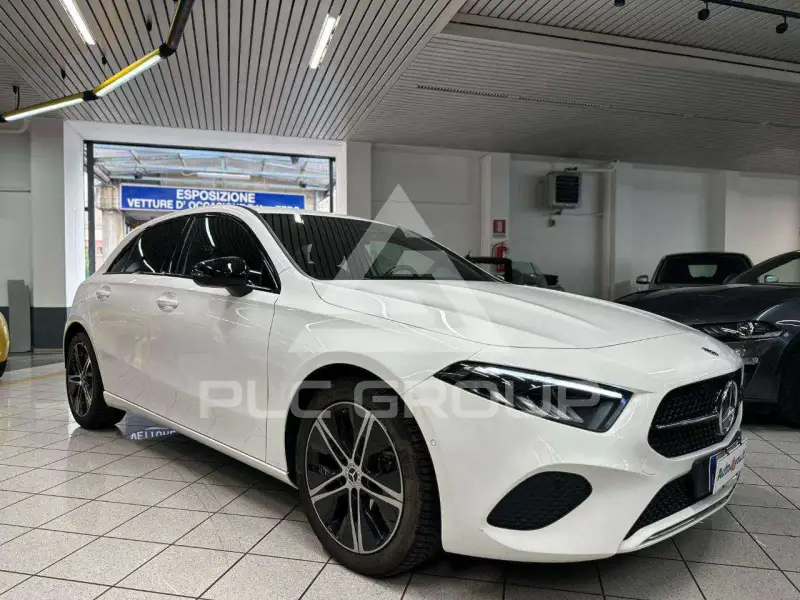 2025 Mercedes Benz A 180