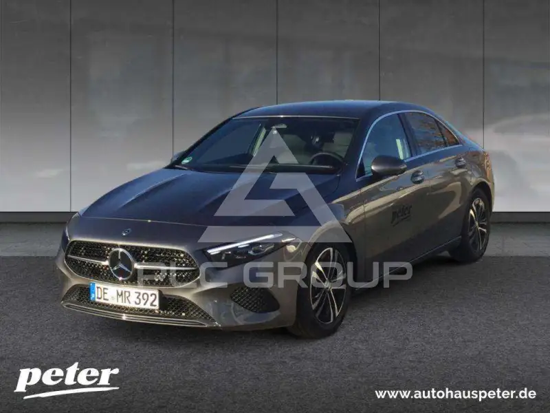 2025 Mercedes Benz A 180