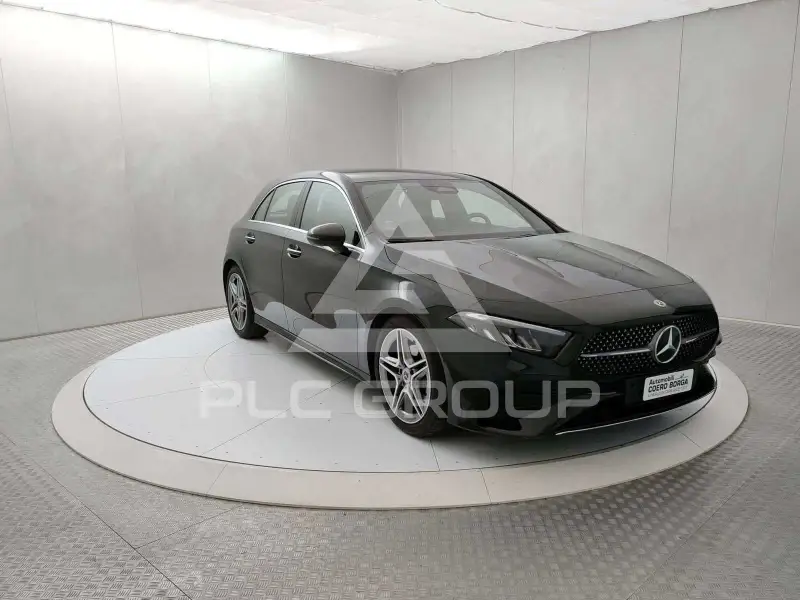 2025 Mercedes Benz A 180