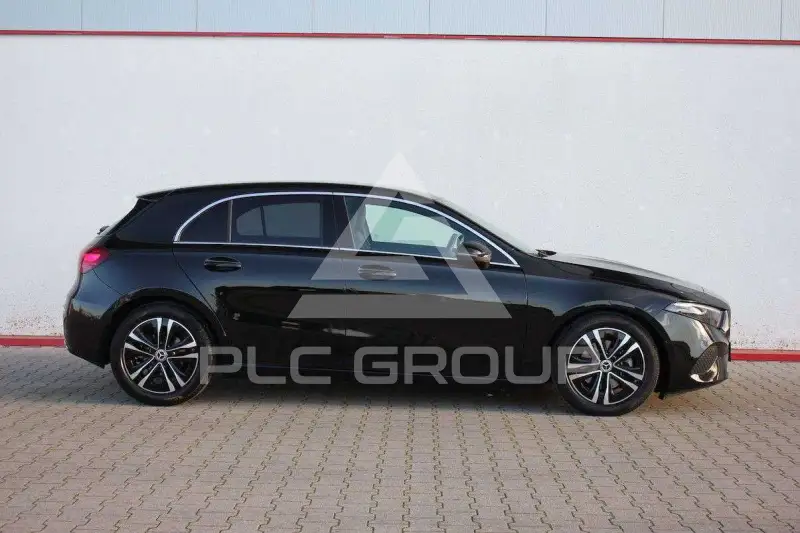 2025 Mercedes Benz A 180
