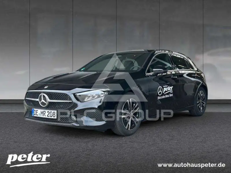 2025 Mercedes Benz A 180