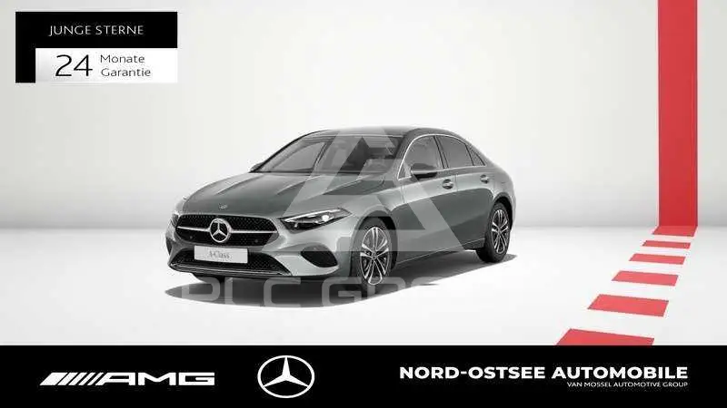 2025 Mercedes Benz A 200