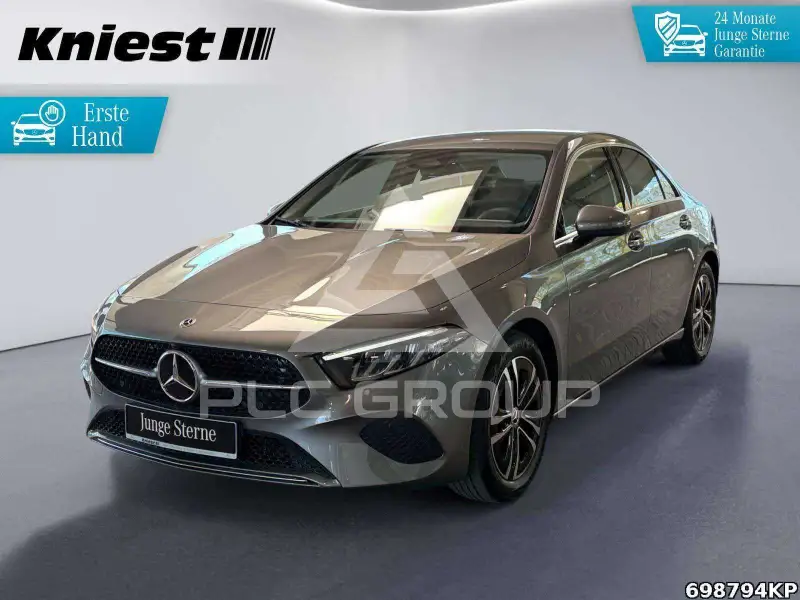 2025 Mercedes Benz A 200