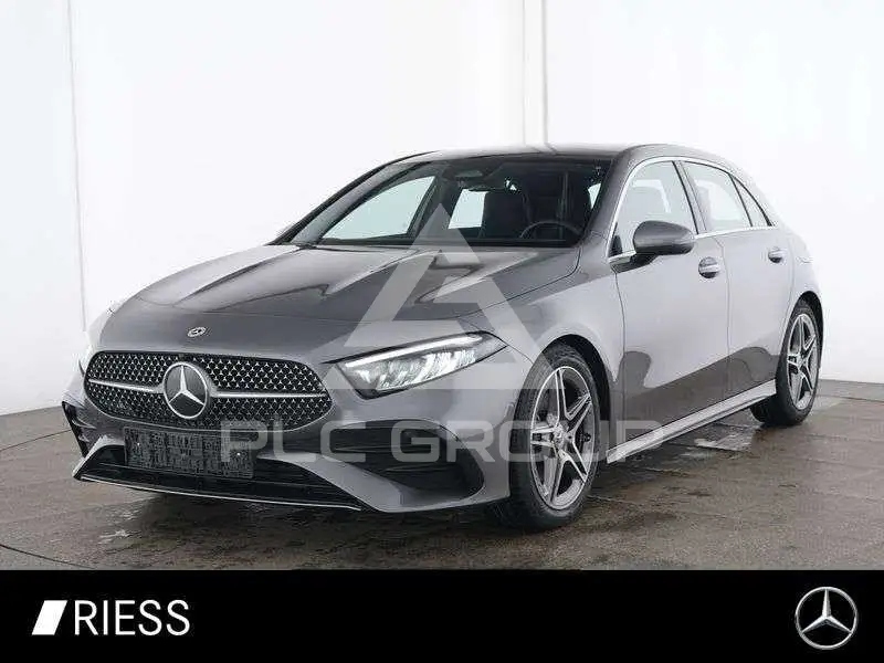2025 Mercedes Benz A 200