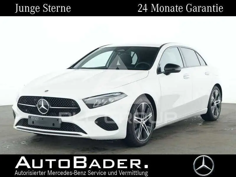 2025 Mercedes Benz A 200