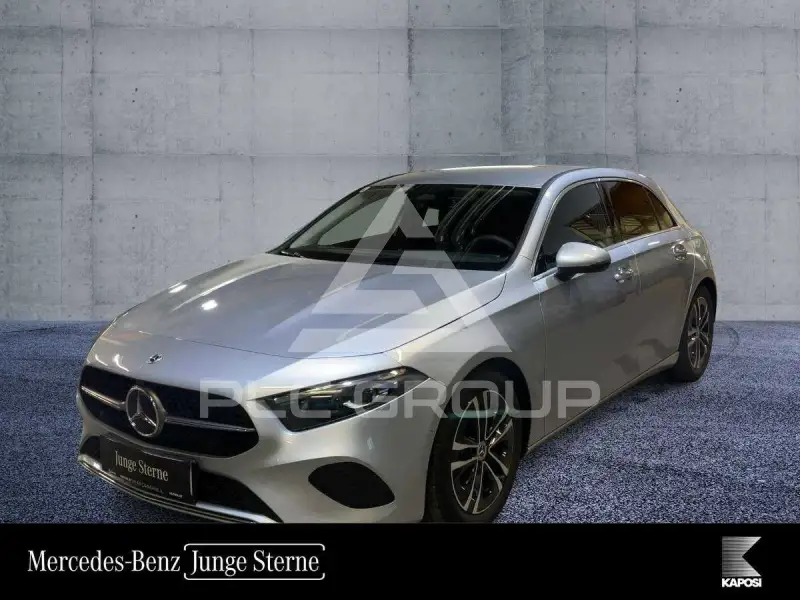 2025 Mercedes Benz A 200