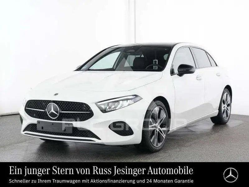 2025 Mercedes Benz A 200