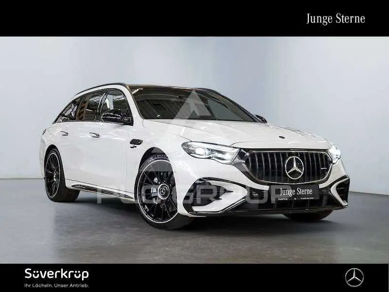 2025 Mercedes Benz E 53 AMG